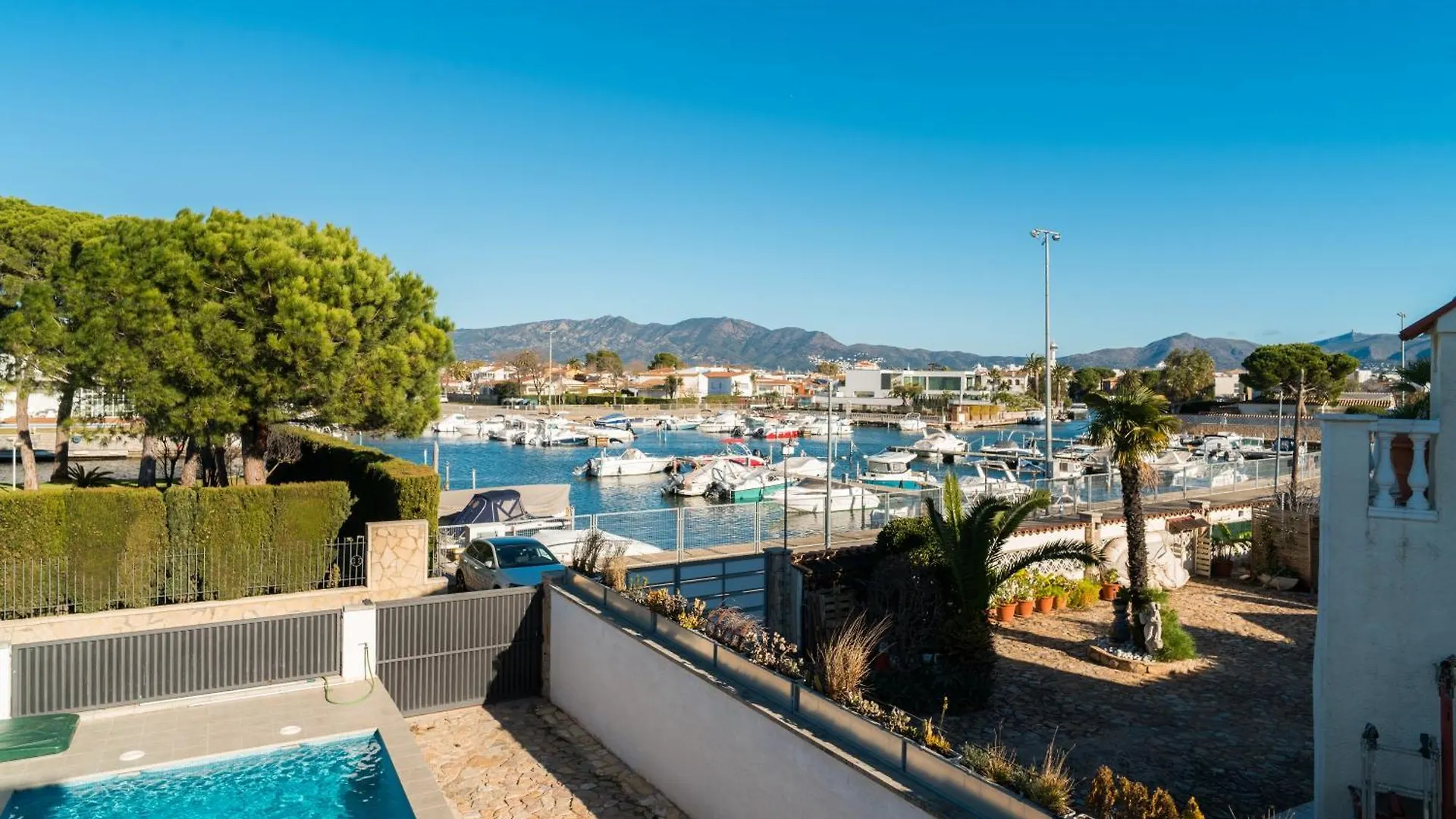 Welcs Villa 021 Emp Caza Con Piscina Privada Empuriabrava 0*,  Spain